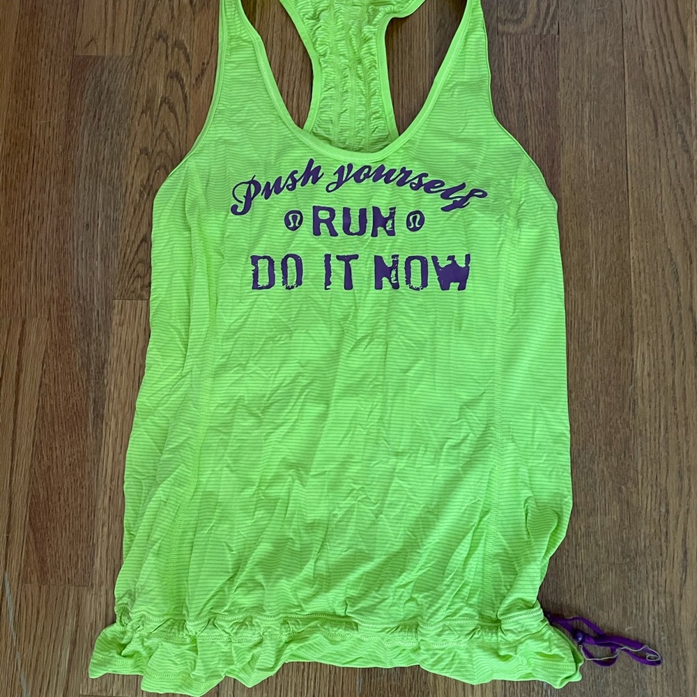 Lululemon tank - Picture 3 of 3
